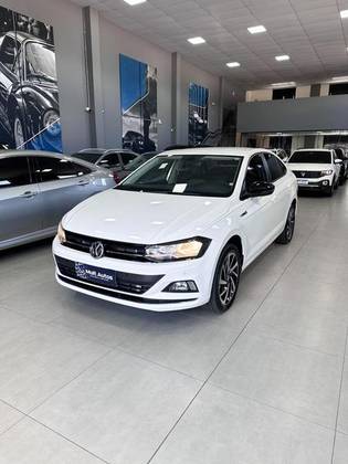 VOLKSWAGEN VIRTUS 1.0 200 TSI HIGHLINE AUTOMÁTICO